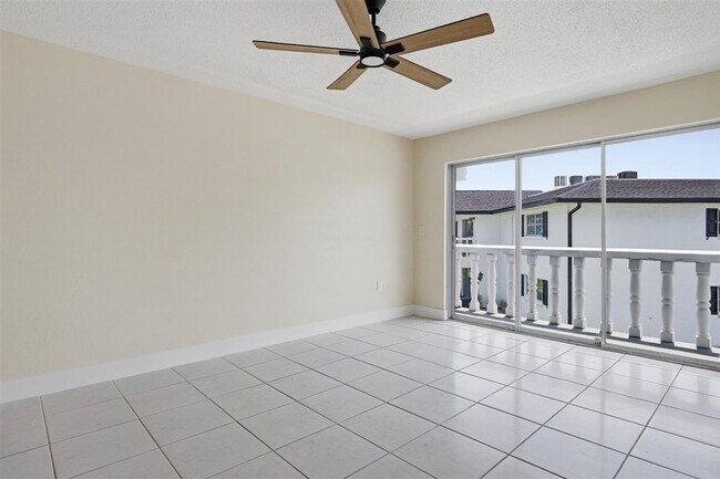 Foto del edificio - 3704 Broadway