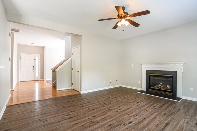 Foto del edificio - 6625 Courtland St