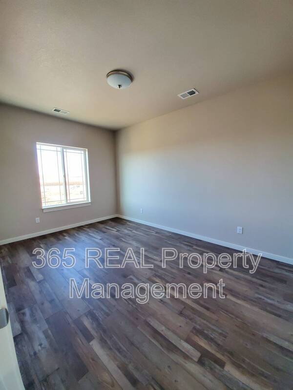 Foto del edificio - 1729 Westward Cir
