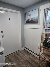 Building Photo - 43 Webb Ave