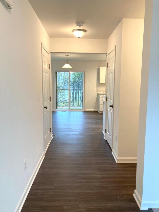 Foto del edificio - 9391 White Tail Dr