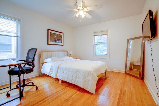 Foto del edificio - 5754 Nicollet Ave
