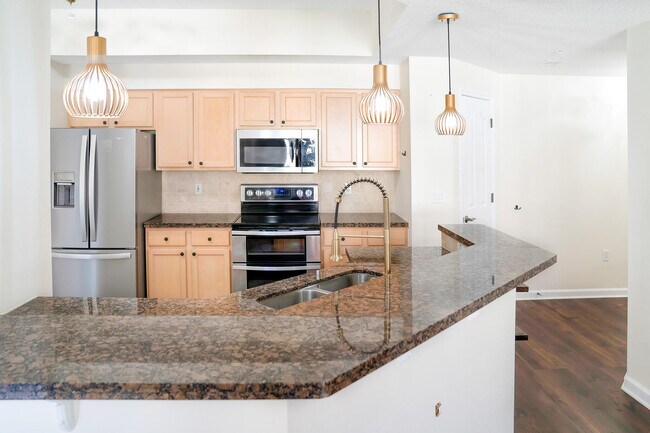 Building Photo - 275 Murcia Dr