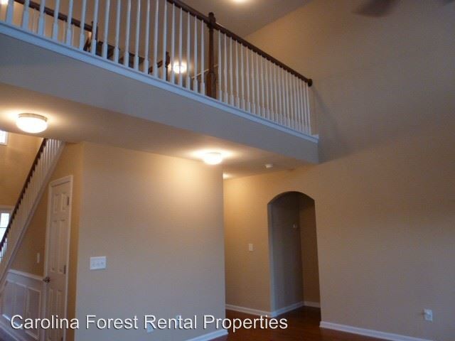 Building Photo - 4 br, 2.5 bath House - 2393 Windmill Way