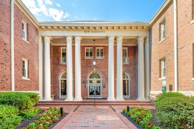 Building exterior - Kew Gardens Apartments