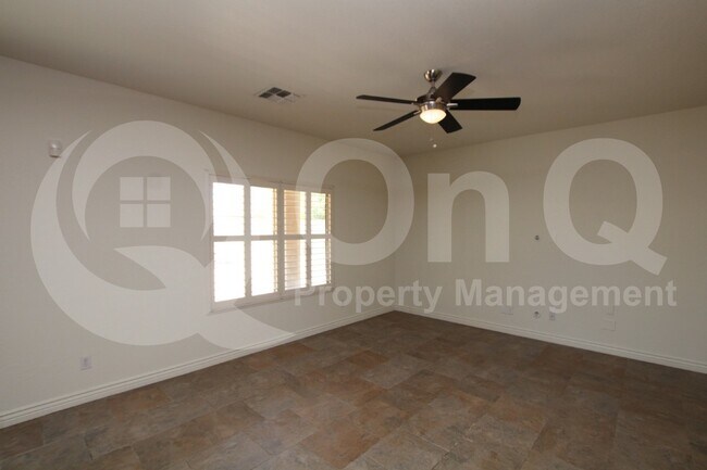 Building Photo - 14214 W Gelding Dr