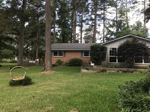 Building Photo - 839 Maxey Rd