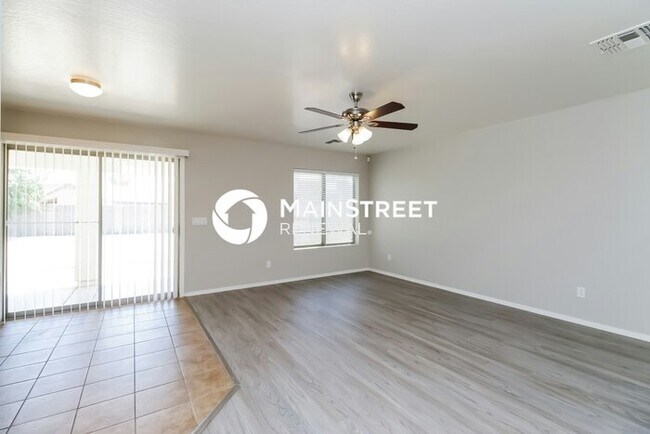 Foto del edificio - 4 Bedroom Pet-Friendly Home in El Mirage, AZ with Main Street Renewal
