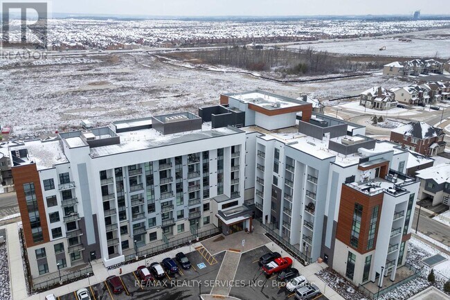 Building Photo - 460 Gordon Krantz Ave