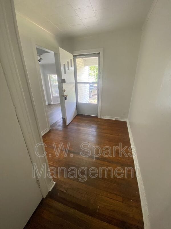 Photo - 3610 Glenhaven Blvd House