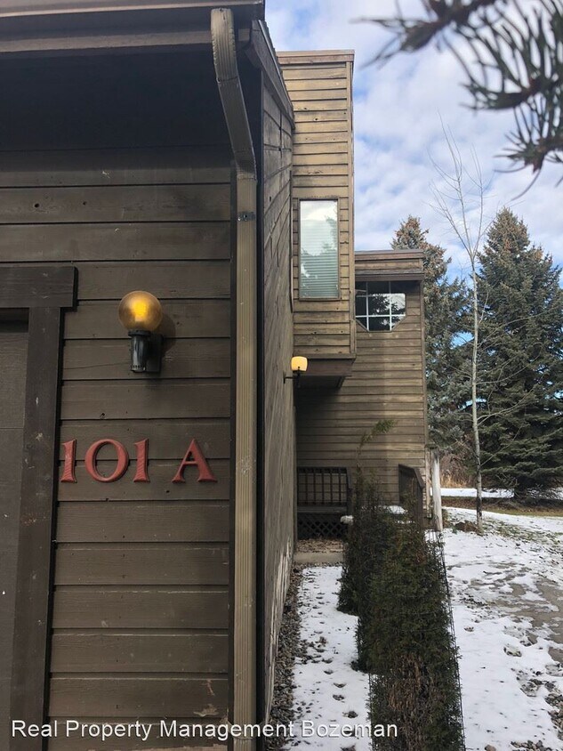 Primary Photo - 101 Gallatin Dr