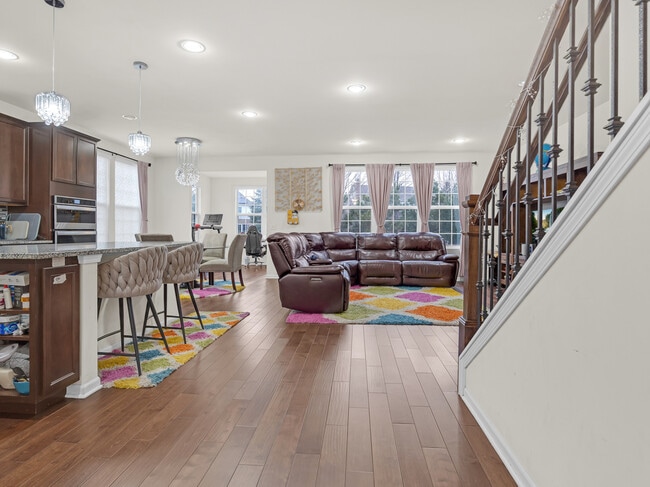 Building Photo - 61 Pacific Ave