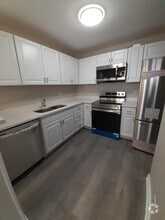 Building Photo - 5100 N Marine Dr