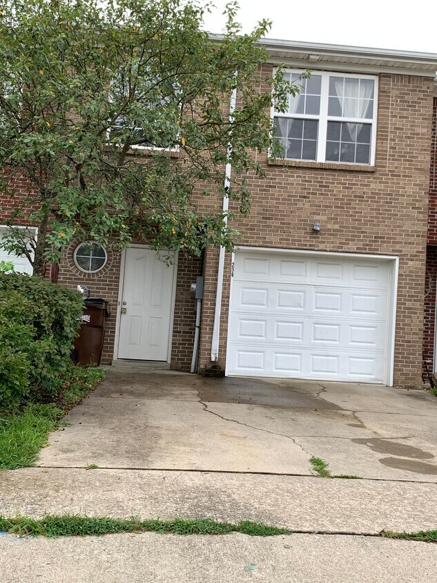 236 Bass Pond Glen Dr, Nicholasville, KY 40356 Townhome Rentals in