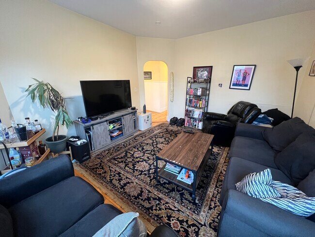 Foto del edificio - 29 Cameron Ave