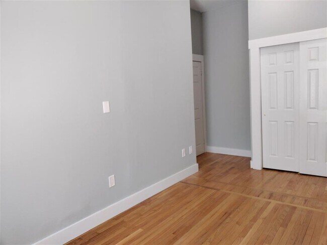 Foto del edificio - 649 Jersey Ave