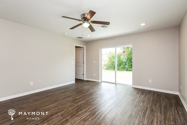 Foto del edificio - 421 Hunt Blvd