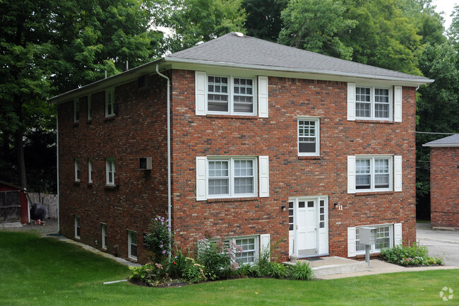 Building Photo - 11-15 Old Allamuchy Rd