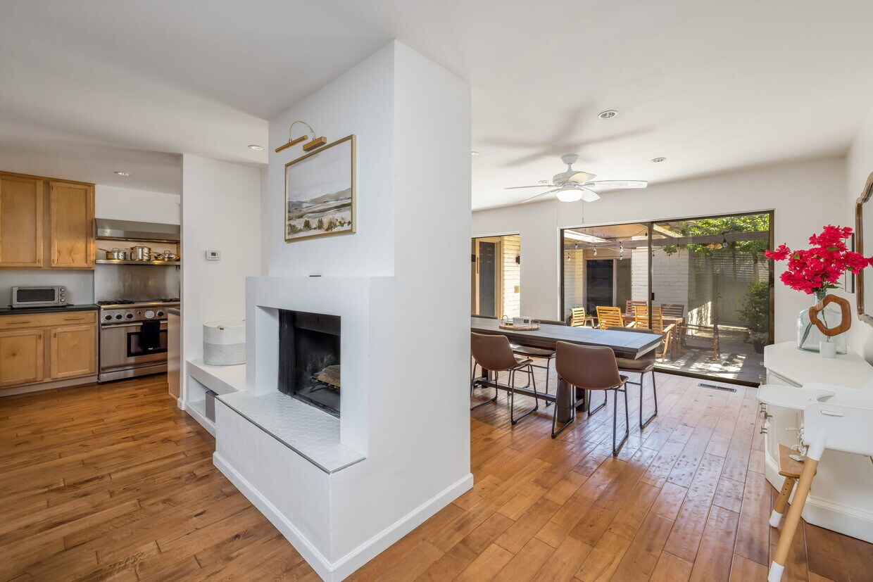 1550 N Stapley Dr, Mesa, AZ 85203 Townhome Rentals in Mesa AZ