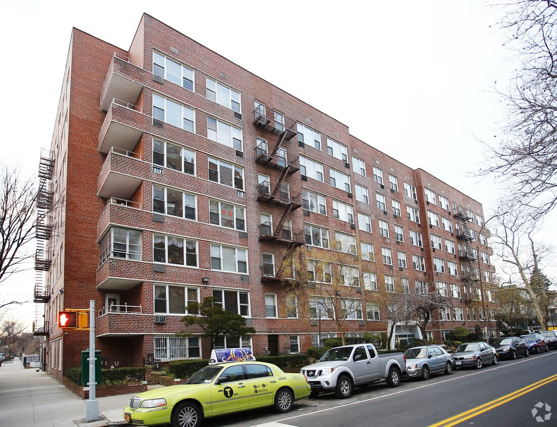 Glenn Briar 302 Beverley Rd Brooklyn, NY Apartments