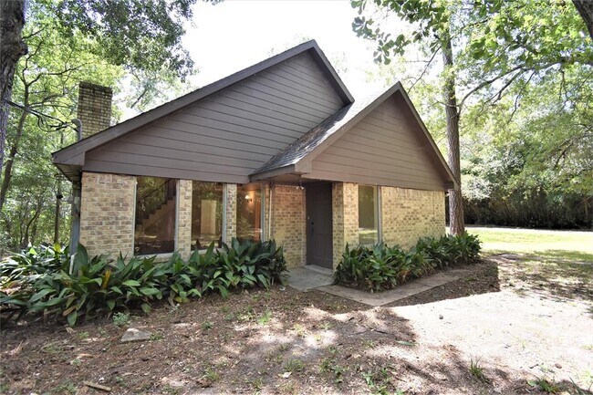Building Photo - 12248 Pine Oak Cir