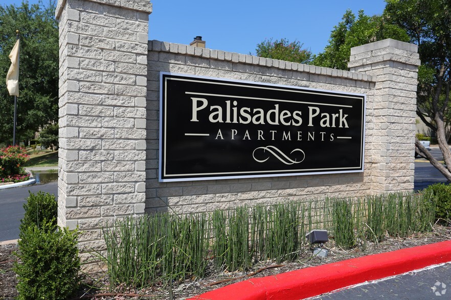 Palisades Park Apartments Rentals Universal City, TX
