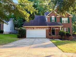 Building Photo - 13604 Toka Ct