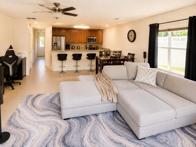 Foto del edificio - 5922 Brice Ct