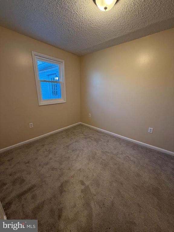 Foto del edificio - 624 Tacoma Blvd