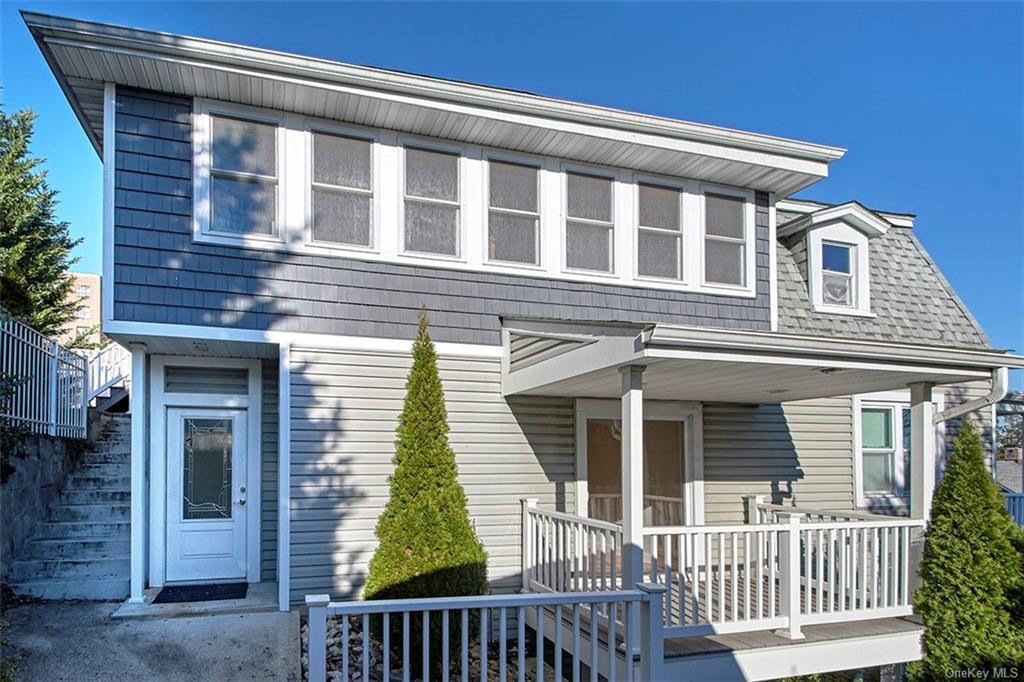 Primary Photo - 266 Willett Ave