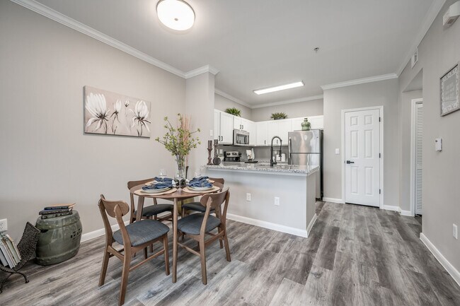 Apartamentos Westmount en Eldridge — foto de la comunidad - Westmount at Eldridge