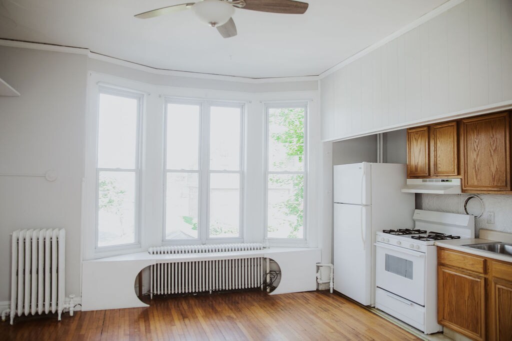 Foto principal - 106 S Lake Ave