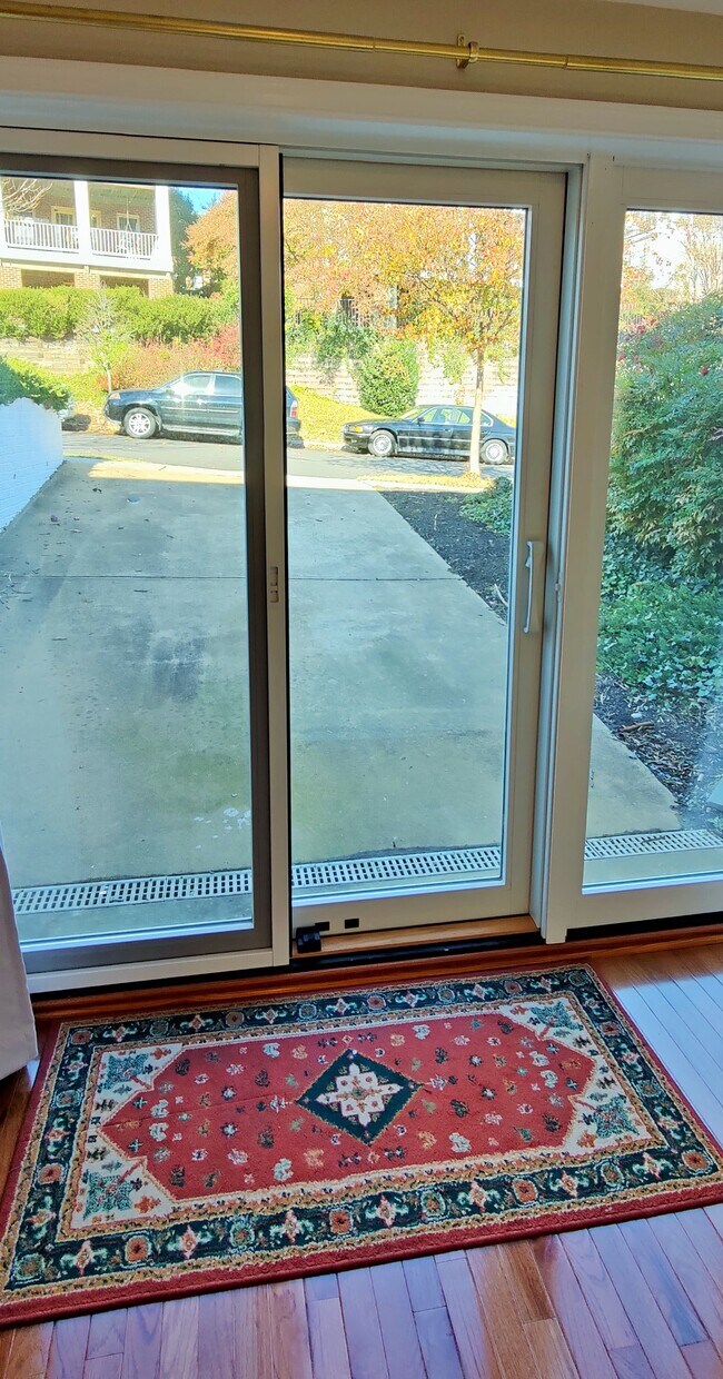 Foto del edificio - 4524 Salem Ln NW