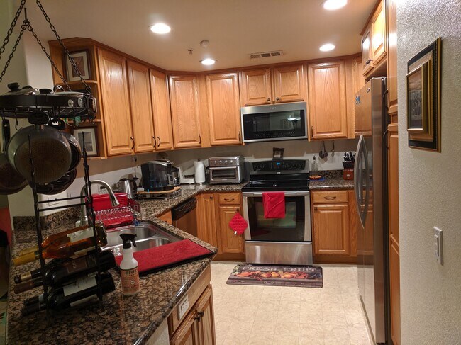 Kitchen - 700 S Abel St