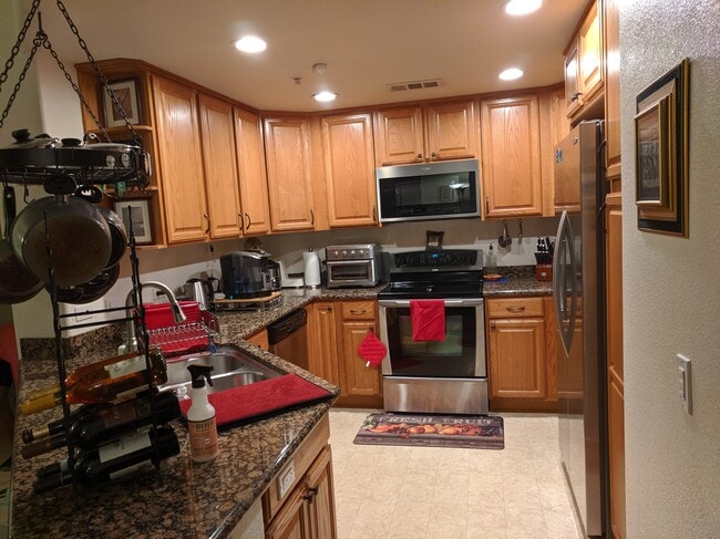 Kitchen - 700 S Abel St