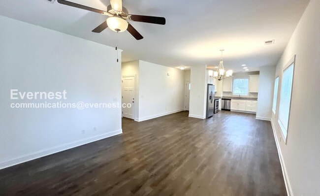 Foto del edificio - 1604 McBrien Rd