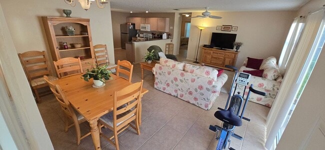 Foto del edificio - M8165 SE 174th Rowland St (VSE/M5-25)