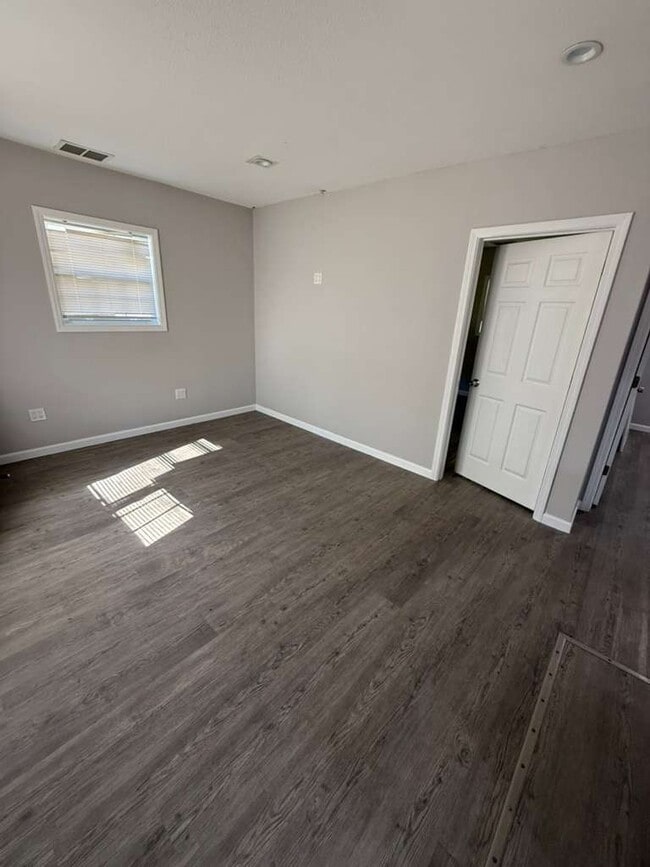 Foto del edificio - 2219 Booker St