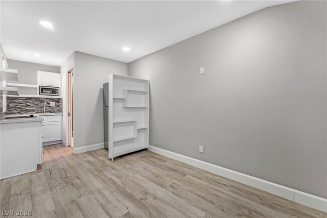Building Photo - 5149 Poncho Cir