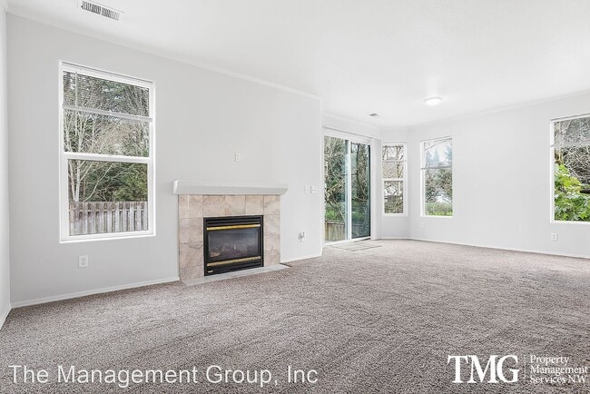 Building Photo - 3 br, 2 bath House - 813 SE 197th Avenue