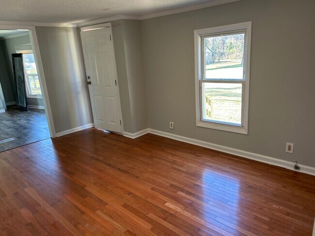 Foto del edificio - 234 Barbara Ave