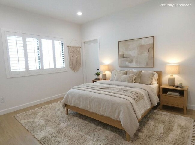 Building Photo - 5346 Lexington Ave