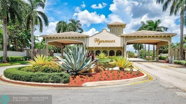Building Photo - 2604 Nassau Bend