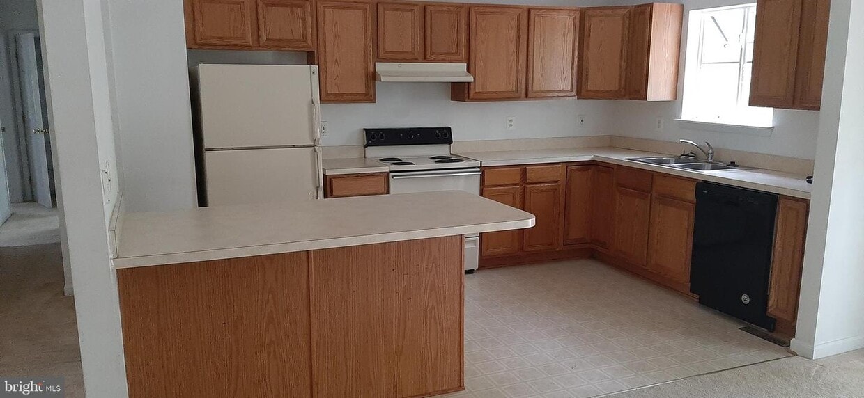 12556 Sagebrush Dr, Lusby, MD 20657 House for Rent in Lusby, MD