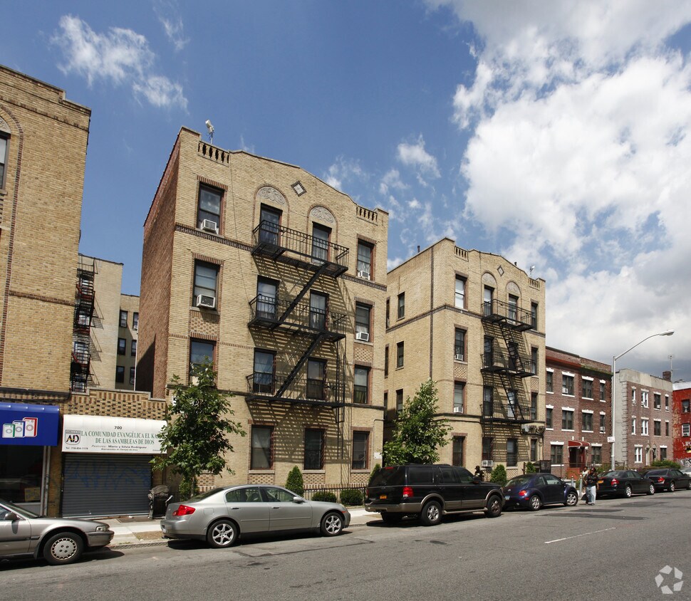 Foto principal - Rogers Court