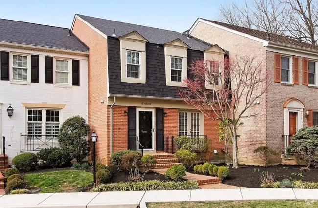 Building Photo - 6402 Eastleigh Ct