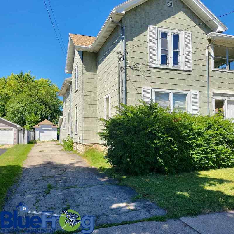 336 W 10th Ave, Oshkosh, WI 54902 Condo for Rent in Oshkosh, WI