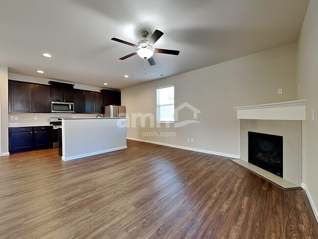 Building Photo - 306 Holdener Ln N