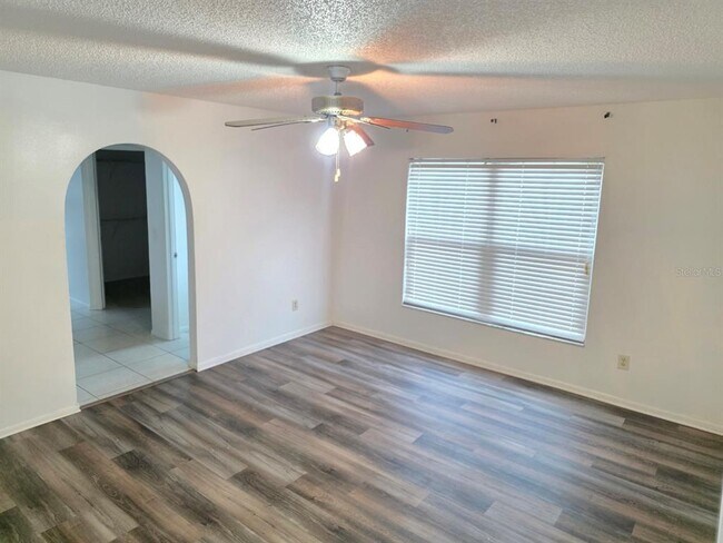 Foto del edificio - 1055 Elizabeth Ridge Ct