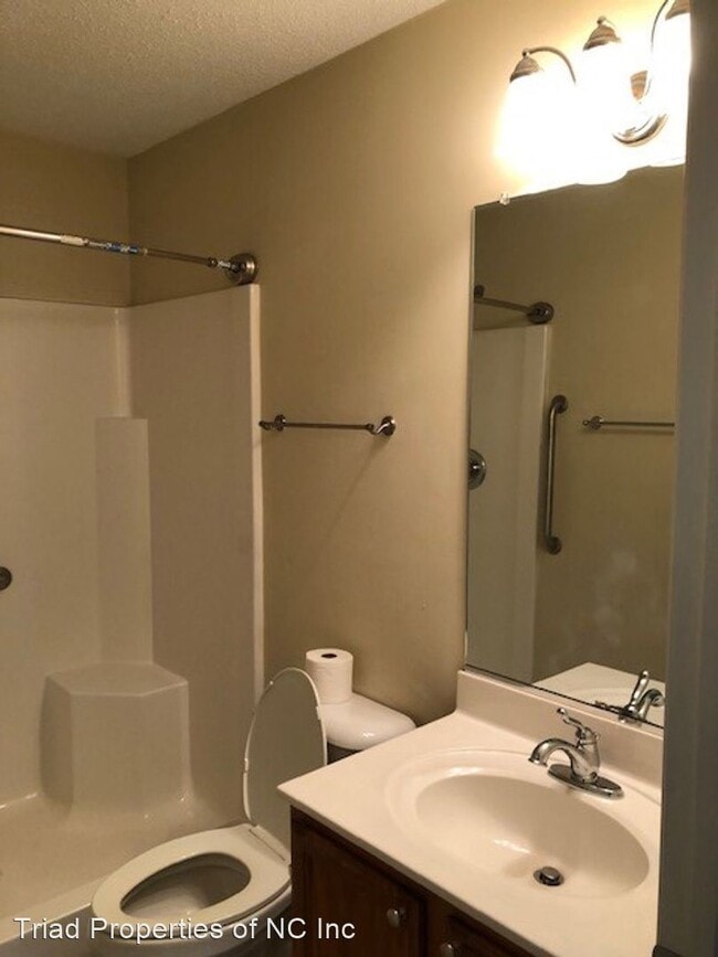 Foto del edificio - 2 br, 1 bath House - 425 Green St